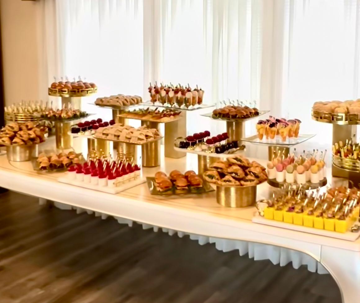 Assorted Mini Cakes